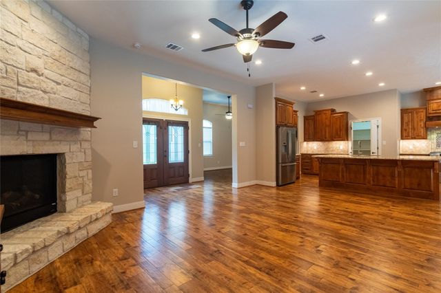 448 Eastgate Park, Livingston, TX 77351