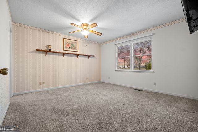 334 Windsong Island, Talladega, AL 35160