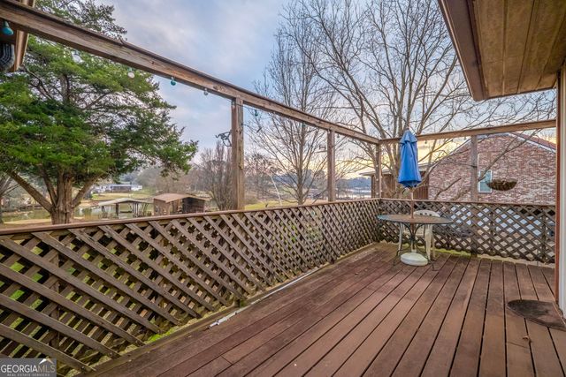 334 Windsong Island, Talladega, AL 35160