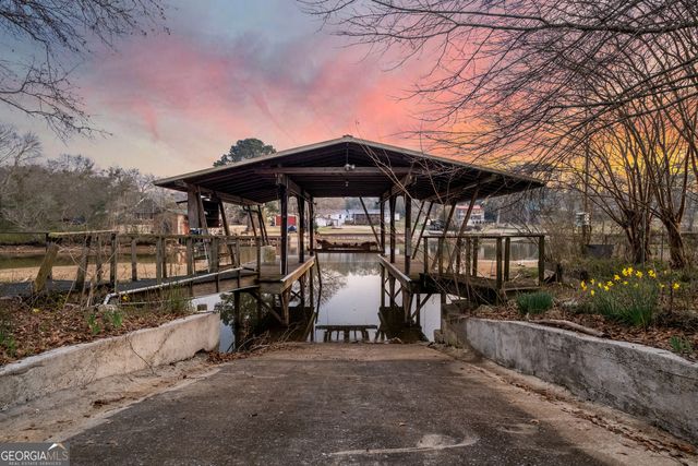 334 Windsong Island, Talladega, AL 35160