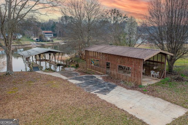 334 Windsong Island, Talladega, AL 35160