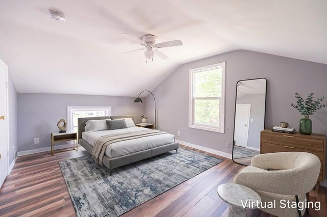110 N Seminary Avenue, Woodstock, IL 60098
