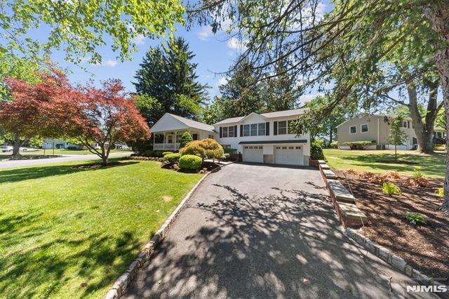 20 Northern Avenue, Florham Park Borough, NJ 07932