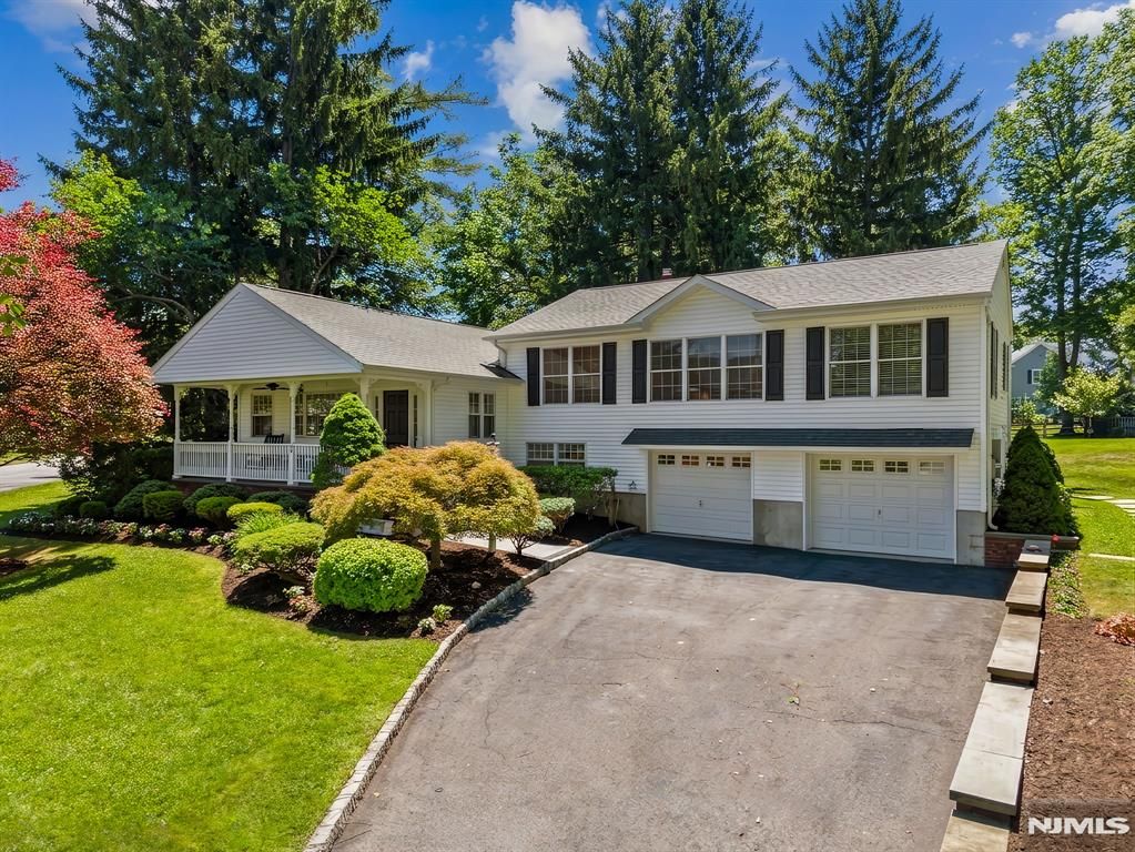 20 Northern Avenue, Florham Park Borough, NJ 07932