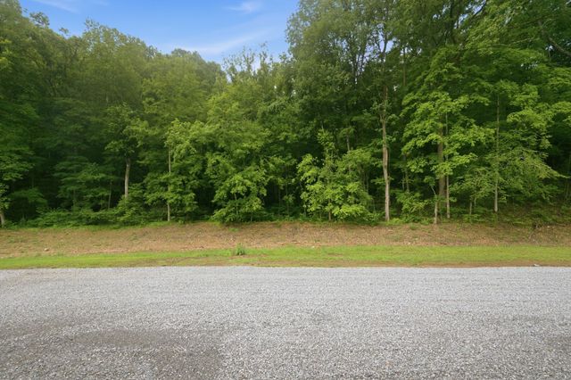 2750 New Dry Hollow Rd, Cumberland Furnace, TN 37051