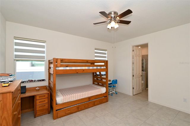 3551 74TH AVENUE CIRCLE E, Sarasota, FL 34243