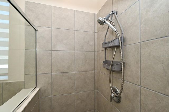 3551 74TH AVENUE CIRCLE E, Sarasota, FL 34243