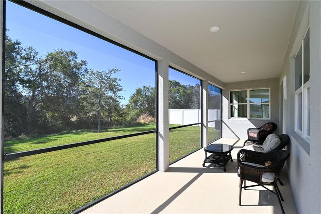 3551 74TH AVENUE CIRCLE E, Sarasota, FL 34243