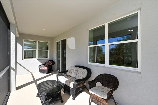 3551 74TH AVENUE CIRCLE E, Sarasota, FL 34243