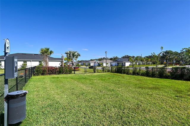 3551 74TH AVENUE CIRCLE E, Sarasota, FL 34243