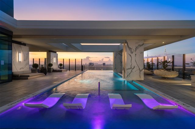 1770 Post Oak Lane 2308, Houston, TX 77056