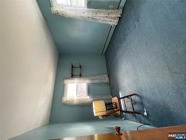 12 Henches Place, Little Ferry, NJ 07643