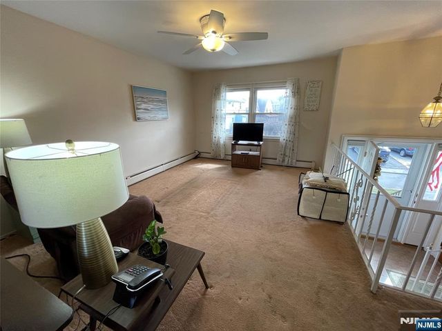 12 Henches Place, Little Ferry, NJ 07643
