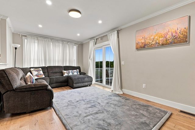274 Providence Rd 8, Grafton, MA 01560