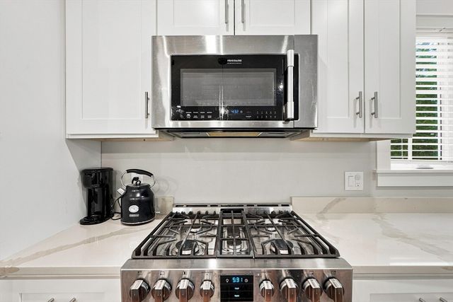 274 Providence Rd 8, Grafton, MA 01560