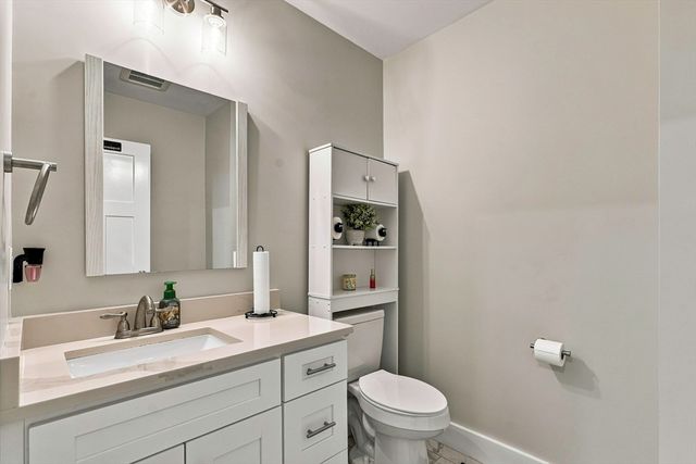 274 Providence Rd 8, Grafton, MA 01560