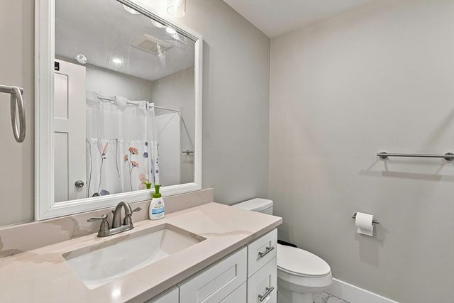 274 Providence Rd 8, Grafton, MA 01560