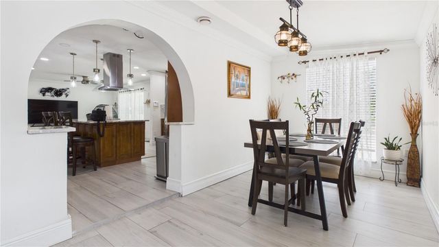 8721 N ORANGEVIEW AVENUE, Tampa, FL 33617