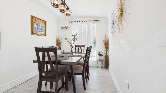 8721 N ORANGEVIEW AVENUE, Tampa, FL 33617