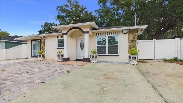 8721 N ORANGEVIEW AVENUE, Tampa, FL 33617
