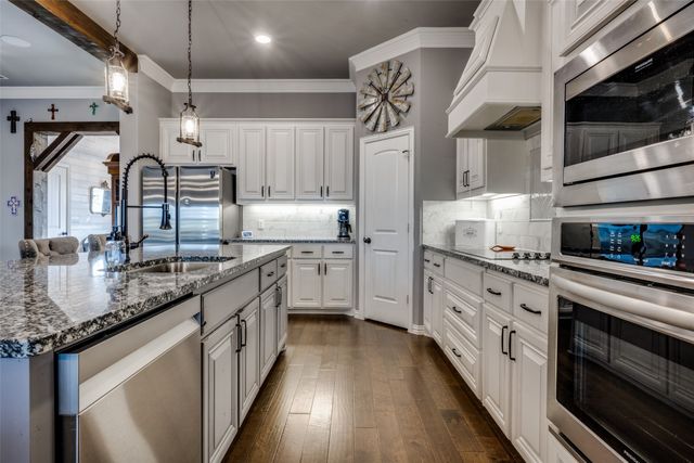 7417 Green Mesa Road, Ponder, TX 76259