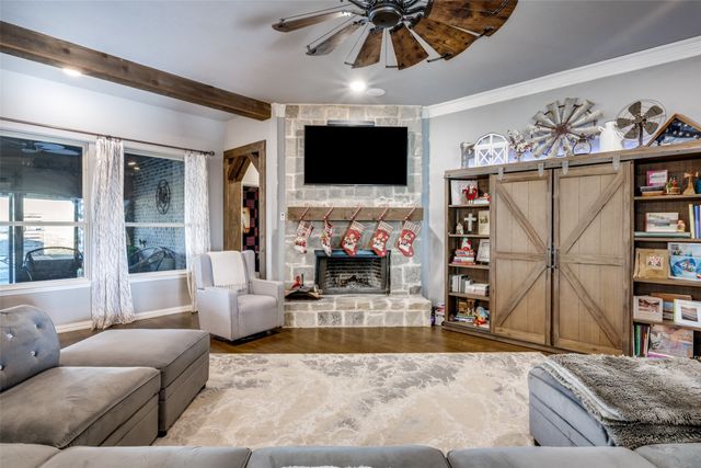 7417 Green Mesa Road, Ponder, TX 76259