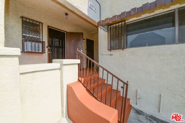 527 N Cummings Street, Los Angeles, CA 90033
