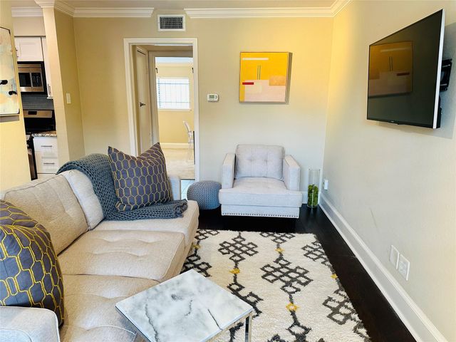 3402 Garrott Street 16, Houston, TX 77006