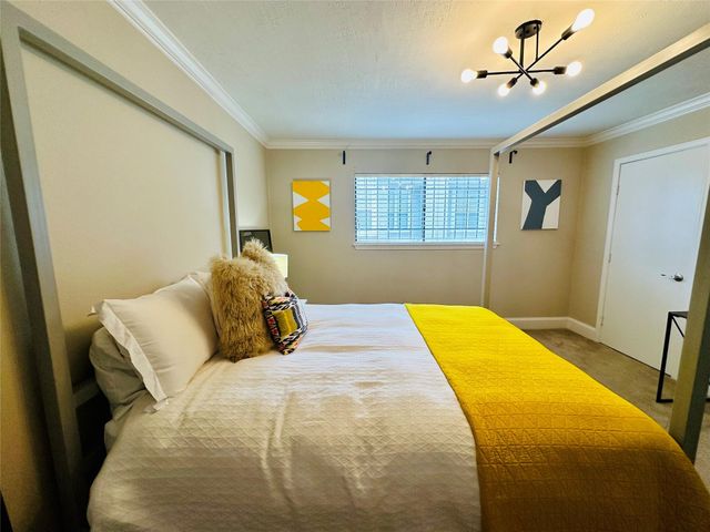 3402 Garrott Street 16, Houston, TX 77006