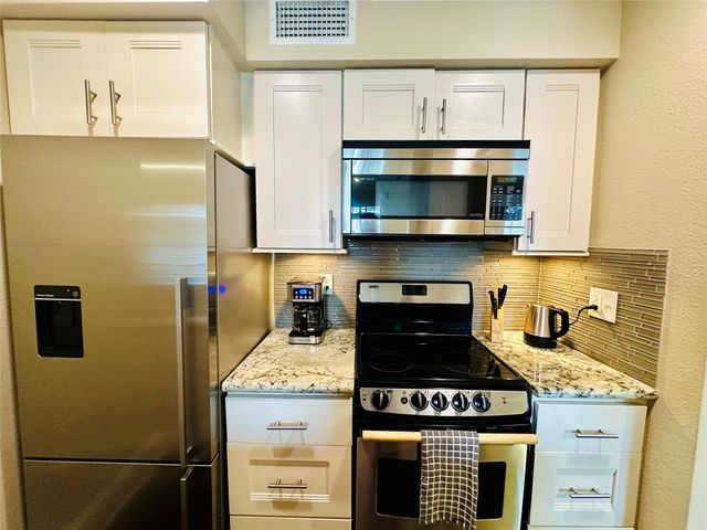 3402 Garrott Street 16, Houston, TX 77006