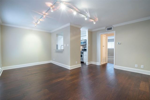 3402 Garrott Street 16, Houston, TX 77006