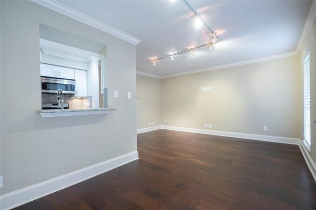 3402 Garrott Street 16, Houston, TX 77006