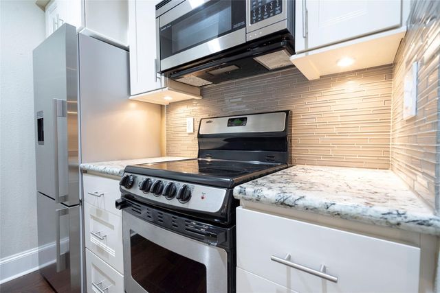 3402 Garrott Street 16, Houston, TX 77006