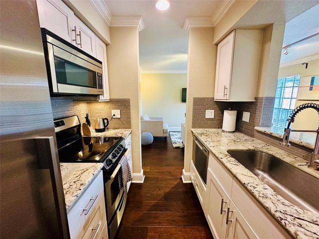 3402 Garrott Street 16, Houston, TX 77006