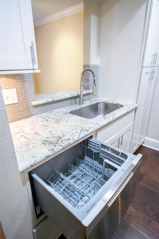 3402 Garrott Street 16, Houston, TX 77006