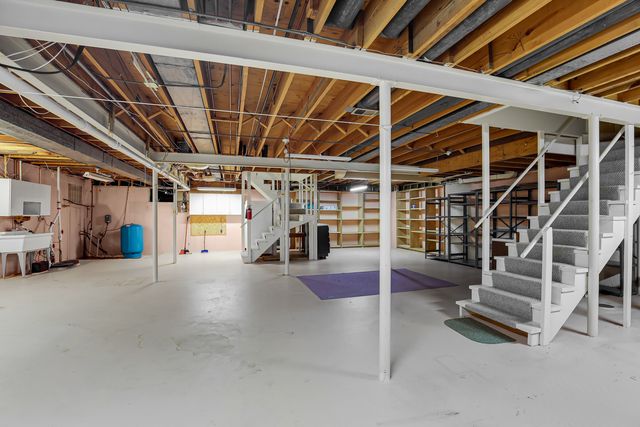 9S174 DREW Avenue, Burr Ridge, IL 60527