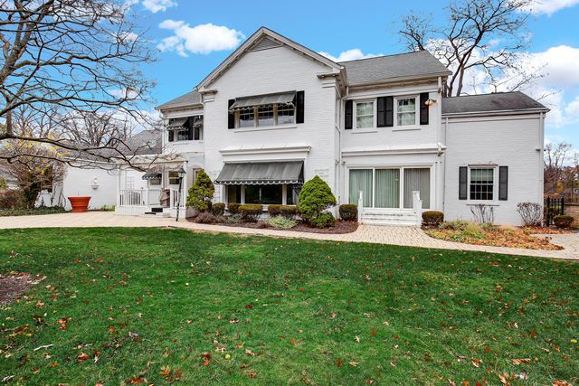 9S174 DREW Avenue, Burr Ridge, IL 60527