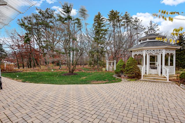 9S174 DREW Avenue, Burr Ridge, IL 60527