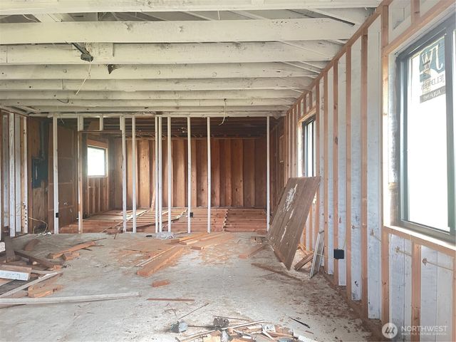 688 Big Hanaford Road, Centralia, WA 98531