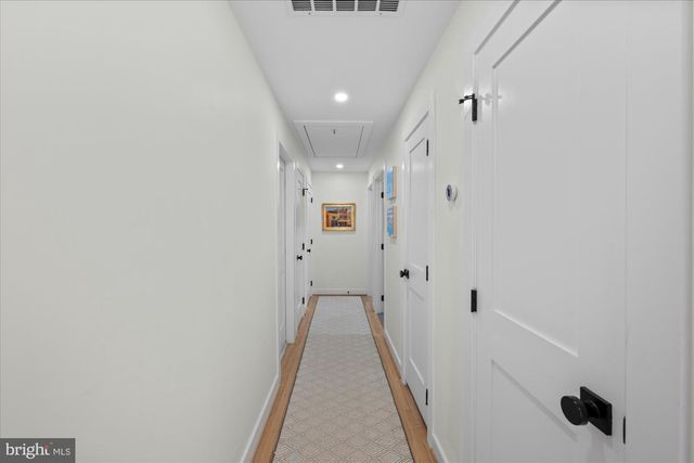 6700 RANNOCH RD, Bethesda, MD 20817