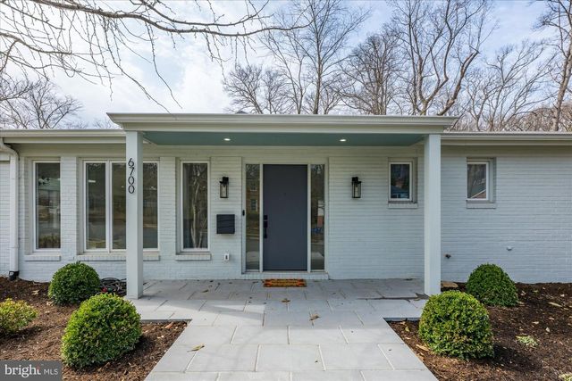 6700 RANNOCH RD, Bethesda, MD 20817