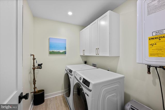 6700 RANNOCH RD, Bethesda, MD 20817