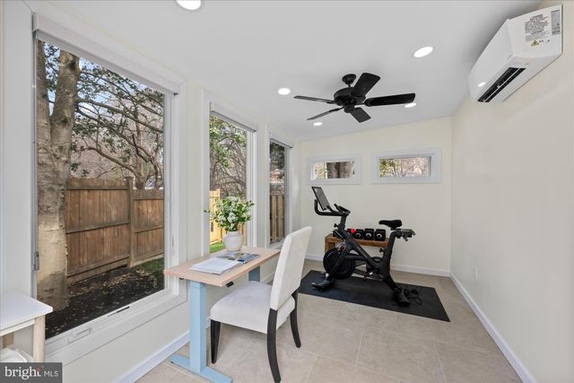 6700 RANNOCH RD, Bethesda, MD 20817