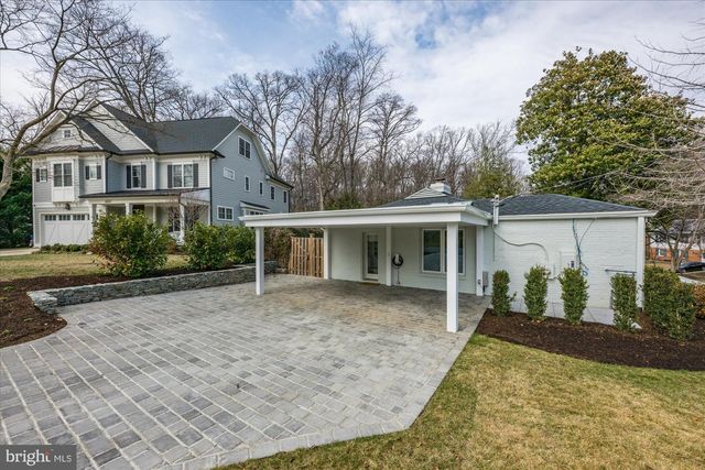 6700 RANNOCH RD, Bethesda, MD 20817