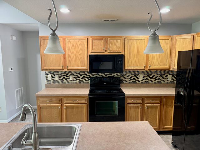 2255 Rolling Hills Drive, Covington, KY 41017
