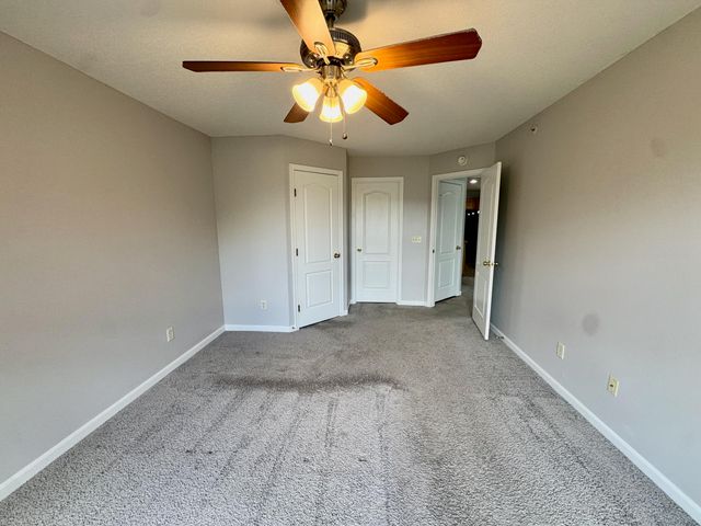 2255 Rolling Hills Drive, Covington, KY 41017
