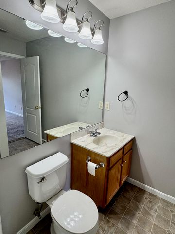 2255 Rolling Hills Drive, Covington, KY 41017