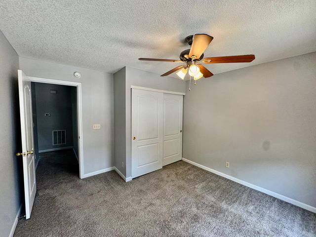 2255 Rolling Hills Drive, Covington, KY 41017