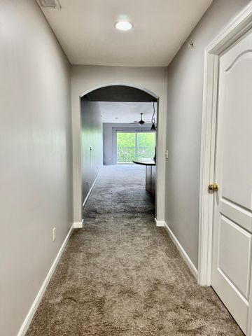 2255 Rolling Hills Drive, Covington, KY 41017