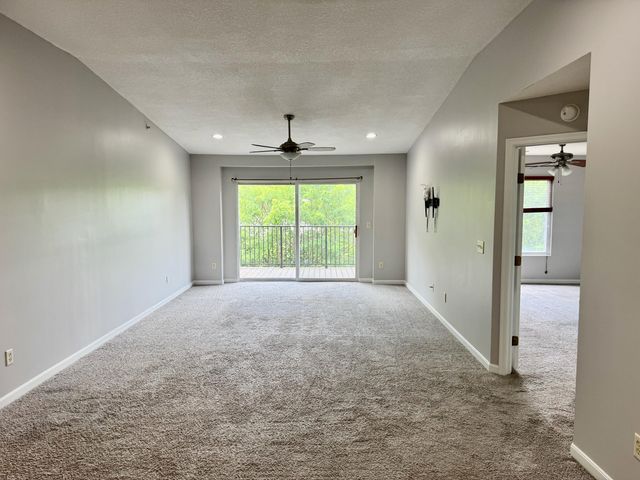 2255 Rolling Hills Drive, Covington, KY 41017